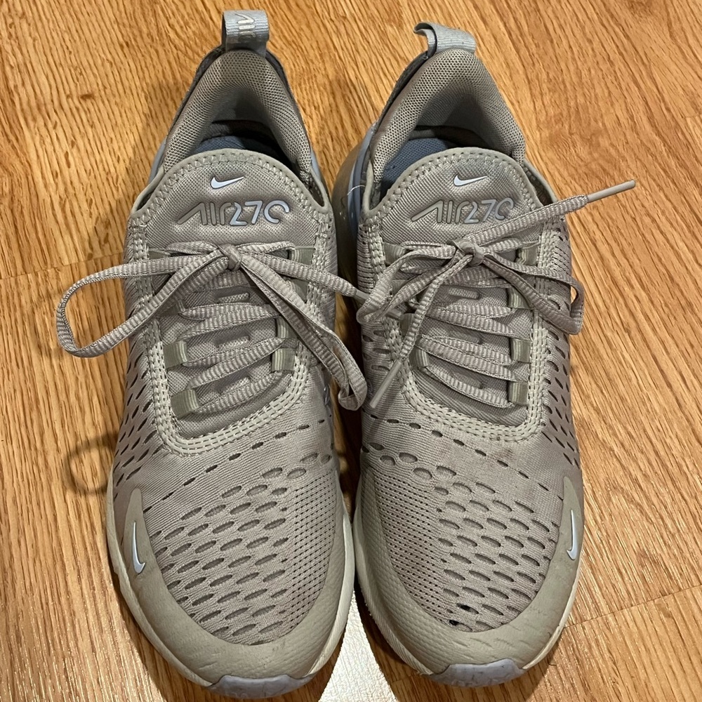 Nike Air Max 270